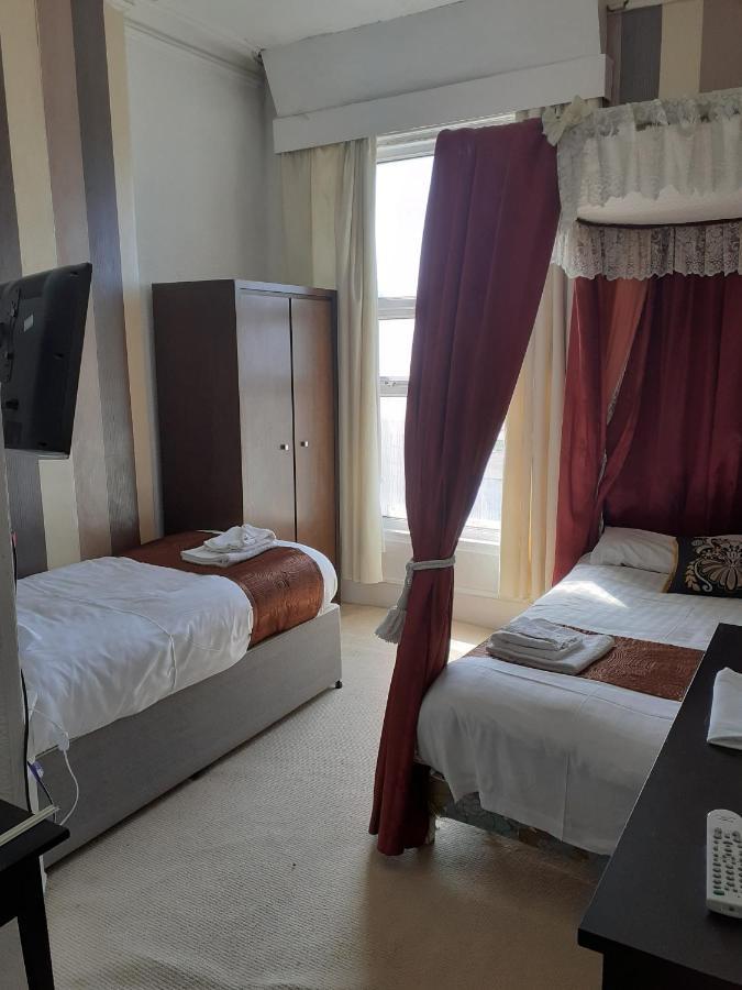 The Coastal Bay Hotel بلاكبول المظهر الخارجي الصورة